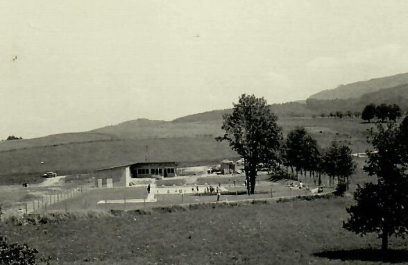 Datei:Bau-Freibad.jpg