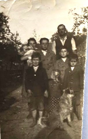 Datei:Familienfoto-1940.jpg