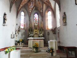 Altar in der Pfarrkirche Weyregg.jpg