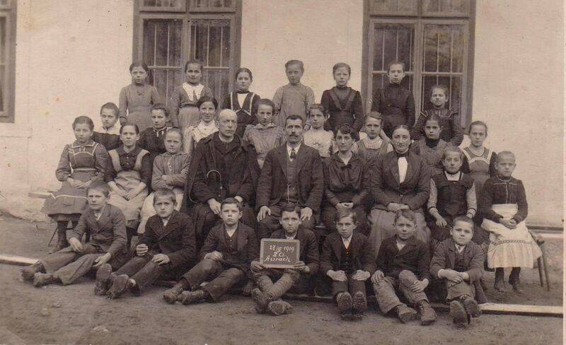 Datei:2. Schulklasse 1919.jpg