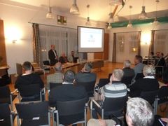 Bgm. Mag. Johann Reiter dankt