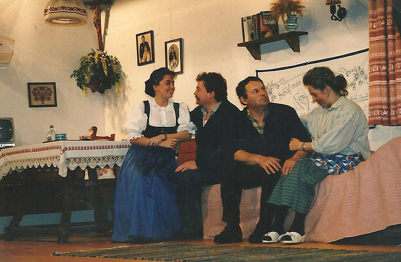 Datei:NußdTheater1991.jpg