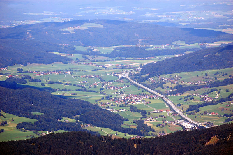 Datei:Lichtenberg, Ansicht vom Schafberg aus Kopie.jpg