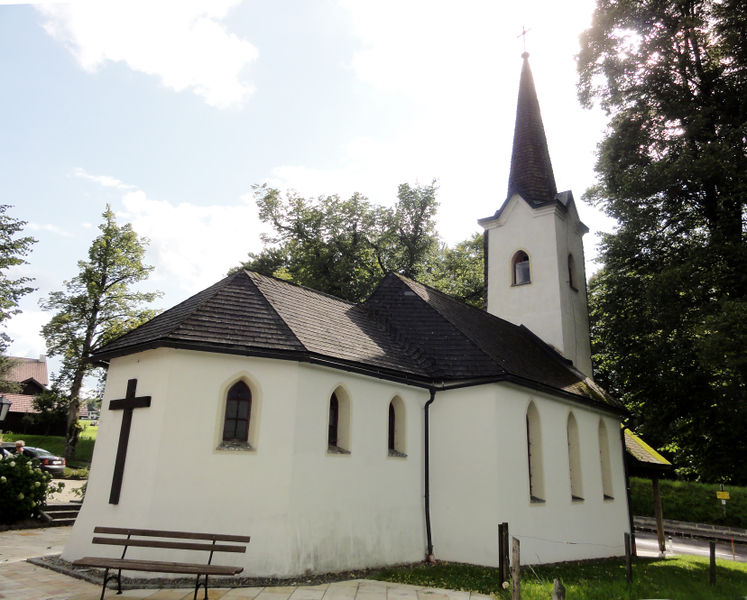 Datei:Kronberg-Kapelle Ostansicht.jpg