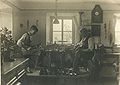 In der Gemeinde Nußdorf gab es 1937 sieben Schusterwerkstätten, die allesamt gut beschäftigt waren