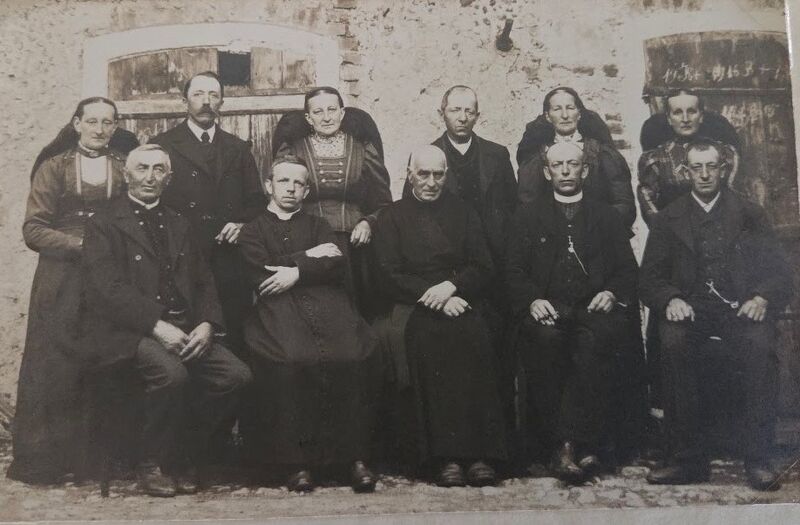 Datei:Gruppenfoto-1916.jpg