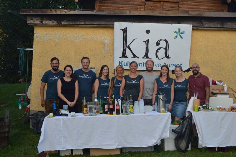 Datei:KIA-Mitglieder.jpg