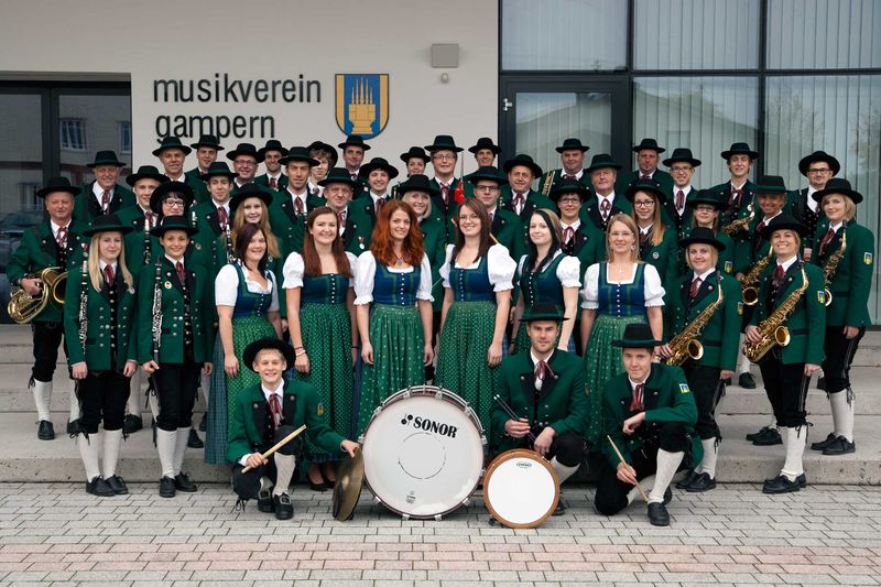 Datei:Musikverein Gampern.jpg