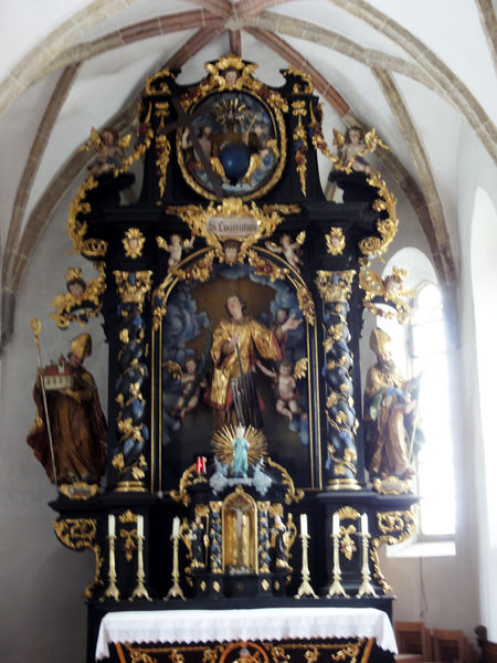 Datei:Altar in der Pfarrkirche Abtsdorf.jpg