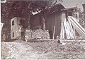 -1920- die Niedermayrsäge lieferte gesägtes Holz für den regionalen Verbrauch und ins Ausland. Bei späteren Grabungsarbeiten wurden Reste einer Köhlerei gefunden.