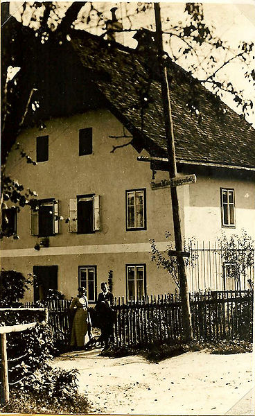 Datei:Arzthaus Volksschule1911.jpg