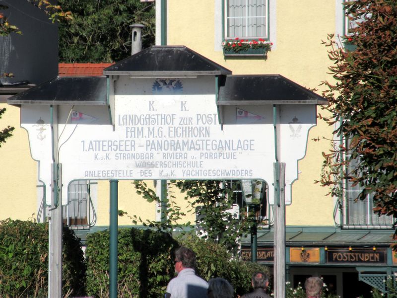 Datei:Ortsgeschichte am Landesteg in Weyregg.jpg