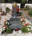 Grab von Friedrich Gulda am Friedhof in Steinbach am Attersee